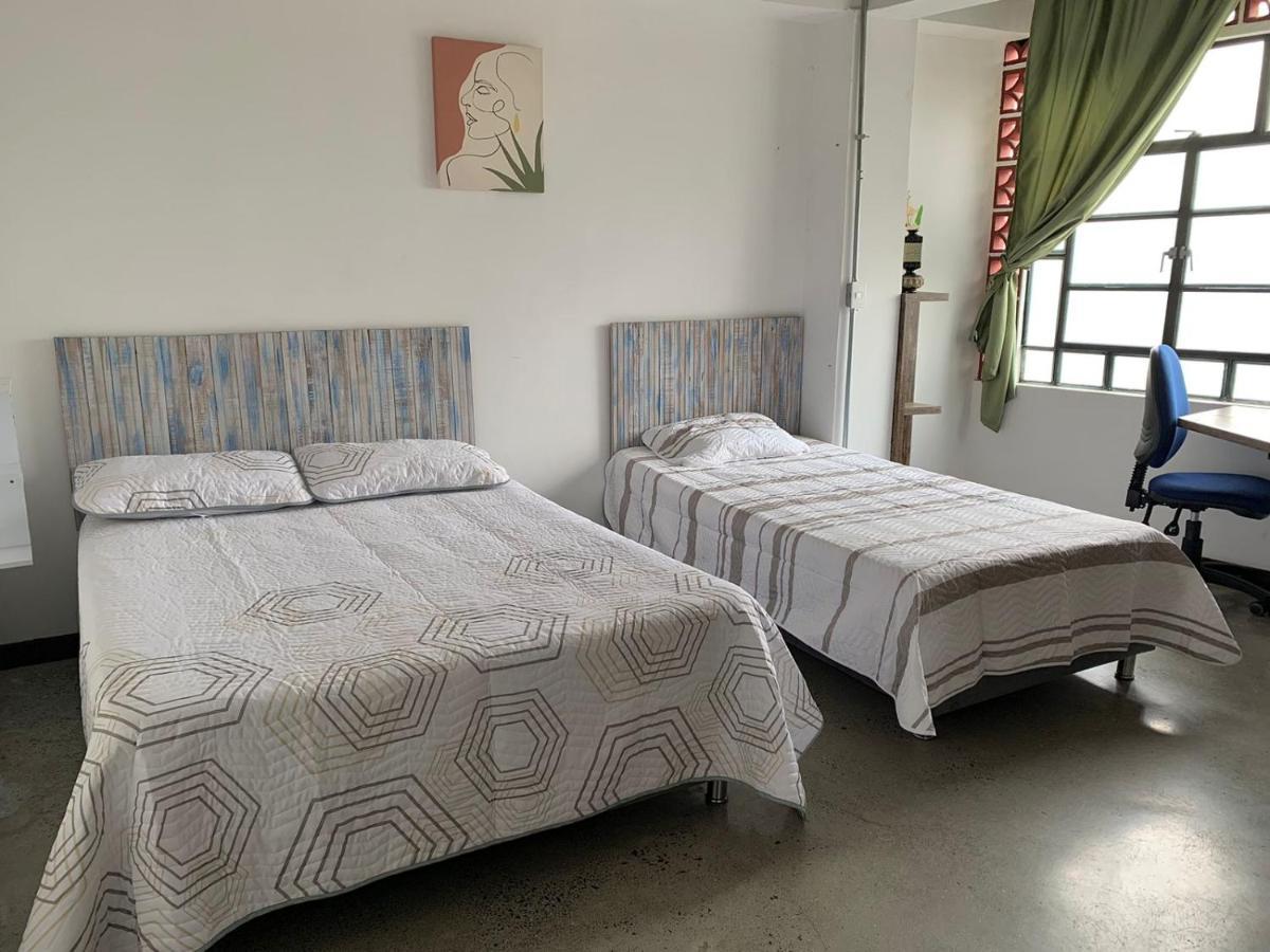 La Curva Apartamentos Cali Esterno foto